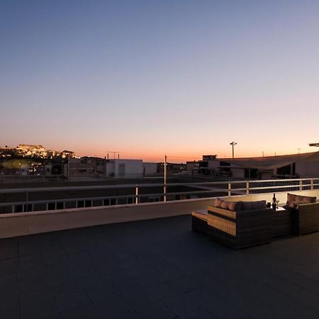 Gorgeous Retire With Breathtaking Acropolis View! Apartment Athens Luaran gambar